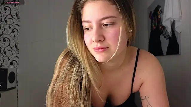 Snapshot of Yassyaaa chatting on 01.07.25 Yassyaaa online show from 01.07.25