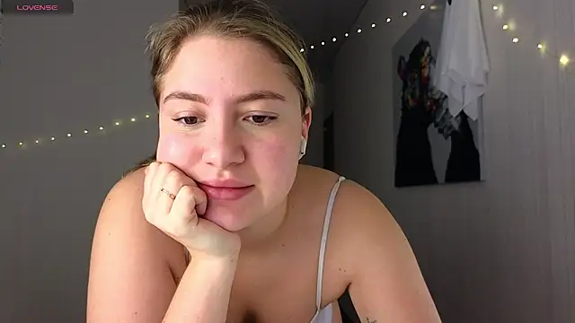 Snapshot of Yassyaaa chatting on 01.26.25 Yassyaaa online show from 01.26.25