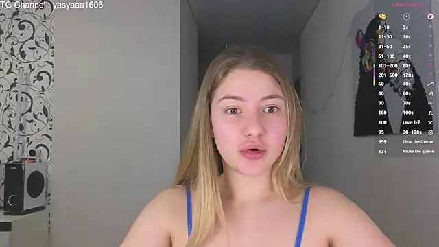 Snapshot of Yassyaaa chatting on 11.21.25 Yassyaaa online show from 11.21.25