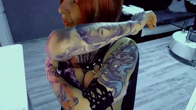 Snapshot of InesGold chatting on 02.23.26 InesGold online show from 02.23.26