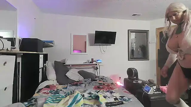 sissytrapdolly24 online show from 03.25.26