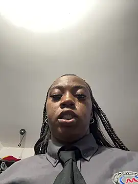 Snapshot of CiaraEbony chatting on 04.26.26 CiaraEbony online show from 04.26.26