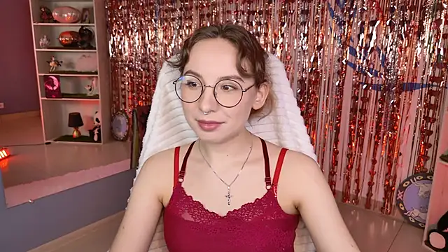 Snapshot of JasmineMilko chatting on 03.05.26 JasmineMilko online show from 03.05.26