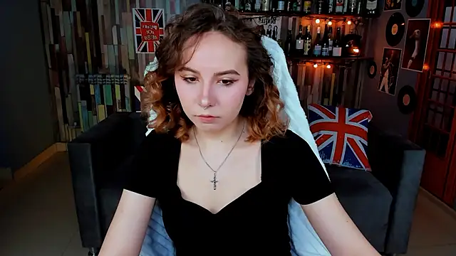 Snapshot of JasmineMilko chatting on 03.12.26 JasmineMilko online show from 03.12.26