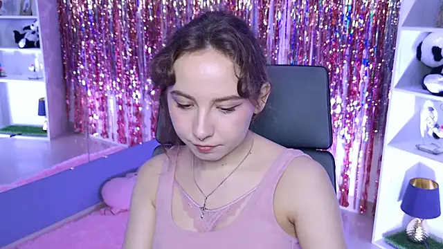 Snapshot of JasmineMilko chatting on 03.23.26 JasmineMilko online show from 03.23.26