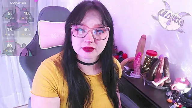 LiloMoon69 online show from 04.18.26