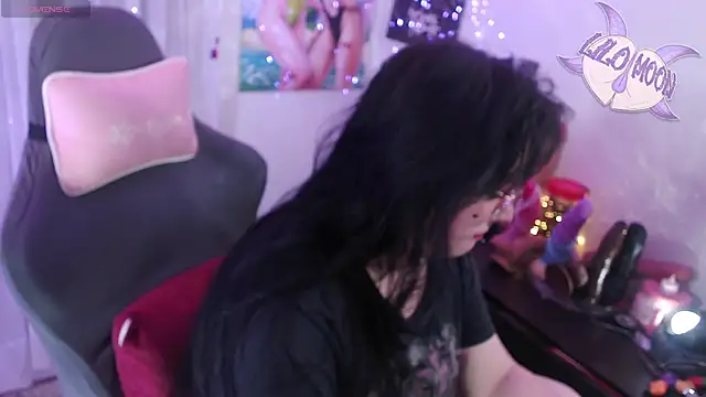 LiloMoon69 online show from 06.04.26