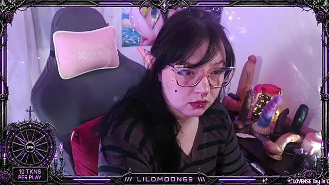 LiloMoon69 online show from 06.11.26