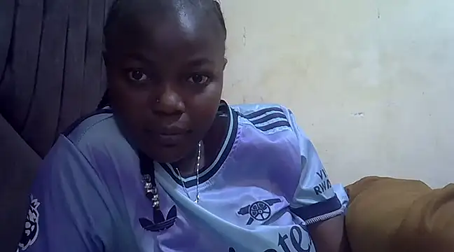 pretty vivy online show from 03.03.25