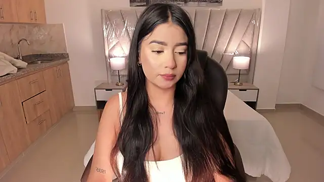 amelie jhons online show from 03.28.26