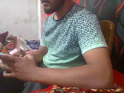 Snapshot of Kenny-kay chatting on 12.05.24 Kenny-kay online show from 12.05.24