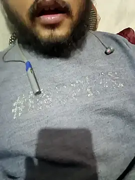 Snapshot of Kenny-kay chatting on 02.05.25 Kenny-kay online show from 02.05.25