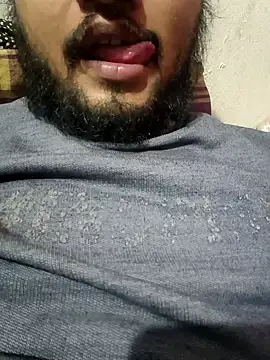 Snapshot of Kenny-kay chatting on 02.06.25 Kenny-kay online show from 02.06.25