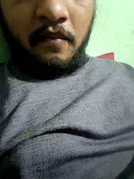 Snapshot of Kenny-kay chatting on 02.21.25 Kenny-kay online show from 02.21.25