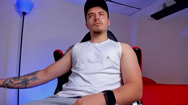 james connor2 online show from 10.04.25