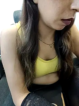 Snapshot of sexy-mohini chatting on 04.22.26 sexy-mohini online show from 04.22.26