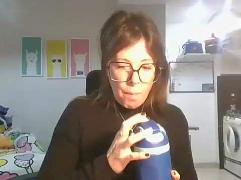 Snapshot of Calentandote chatting on 07.03.26 Calentandote online show from 07.03.26