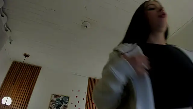 TiffanyWright online show from 04.11.26