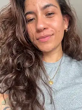 ValeriEvan online show from 03.18.25