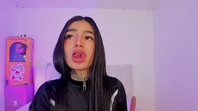 shadowcatt  online show from 09.18.25