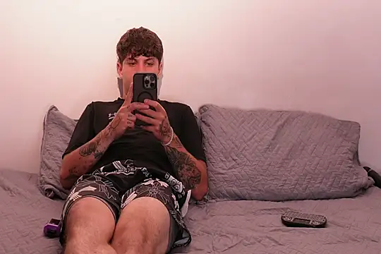 Snapshot of Nicky_and_Blake chatting on 03.03.25 Nicky and Blake online show from 03.03.25