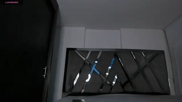 samaay07  online show from 10.22.25