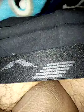 slawlargo01 online show from 03.29.26