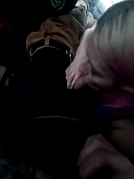 Snapshot of Throats chatting on 12.07.24 Throats online show from 12.07.24