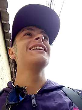 Snapshot of Cuervo_maniaco chatting on 12.15.24 Cuervo maniaco online show from 12.15.24