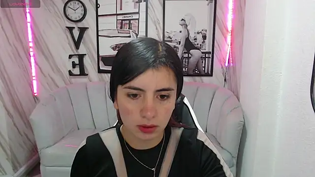 Snapshot of _samantha_b chatting on 01.19.25 samantha b online show from 01.19.25