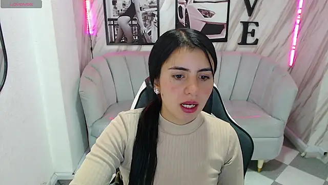 Snapshot of _samantha_b chatting on 01.30.25 samantha b online show from 01.30.25