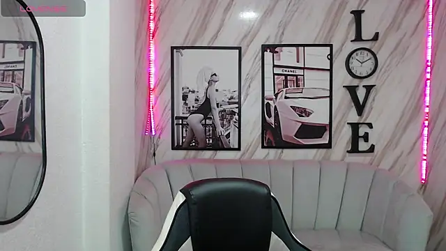 Snapshot of _samantha_b chatting on 03.07.25 samantha b online show from 03.07.25