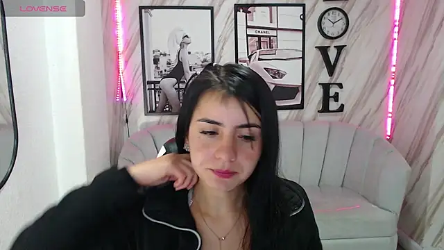 Snapshot of _samantha_b chatting on 03.10.25 samantha b online show from 03.10.25