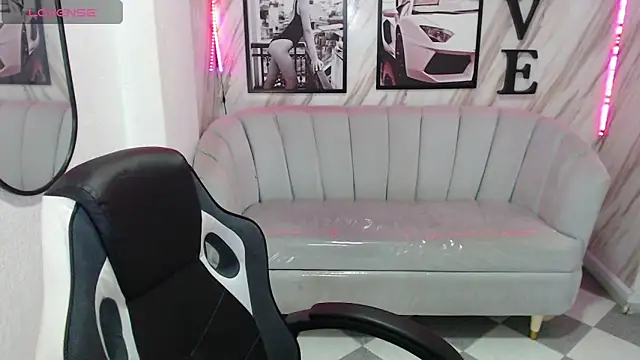 Snapshot of _samantha_b chatting on 03.11.25 samantha b online show from 03.11.25