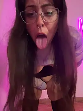 Mizztikaa online show from 04.06.26