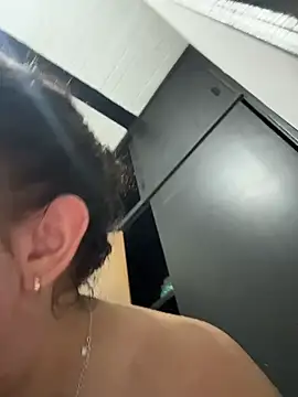 Snapshot of eva_y_marcelo chatting on 03.30.26 eva y marcelo online show from 03.30.26