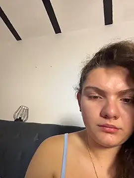 Snapshot of eva_y_marcelo chatting on 04.14.26 eva y marcelo online show from 04.14.26