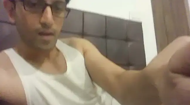 Snapshot of arjun_077 chatting on 12.17.24 arjun 077 online show from 12.17.24