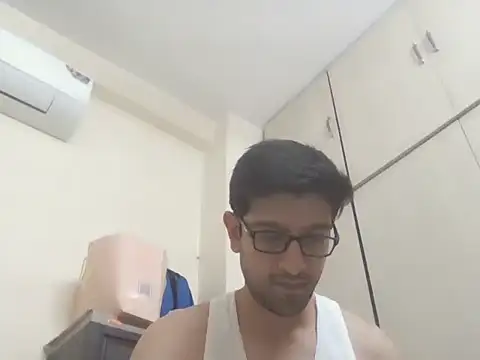 Snapshot of arjun_077 chatting on 03.19.26 arjun 077 online show from 03.19.26