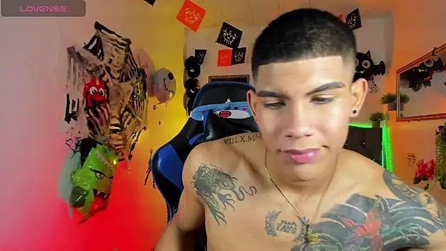 Damian latinxxx online show from 10.08.25