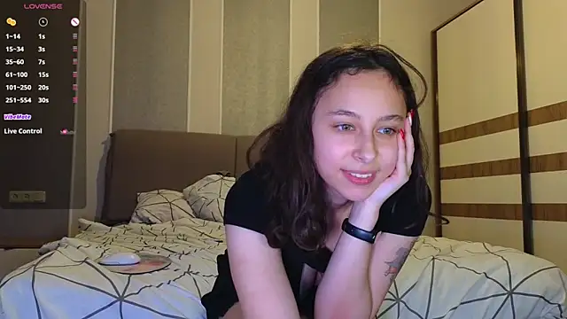 Agatha Sade online show from 01.07.25