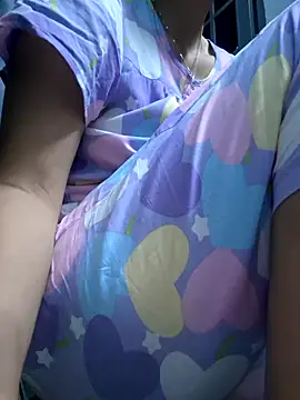 Snapshot of Baby-sexytits18 chatting on 10.08.25 Baby-sexytits18 online show from 10.08.25