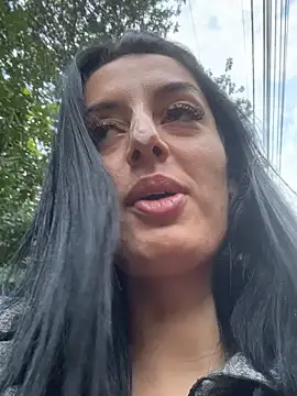 Catmila94 online show from 04.17.26