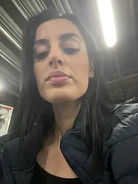 Catmila94 online show from 05.20.26