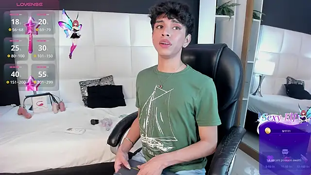 Snapshot of Santy_carrington chatting on 12.07.24 Santy carrington online show from 12.07.24