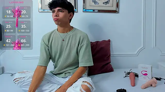 Snapshot of Santy_carrington chatting on 01.07.25 Santy carrington online show from 01.07.25