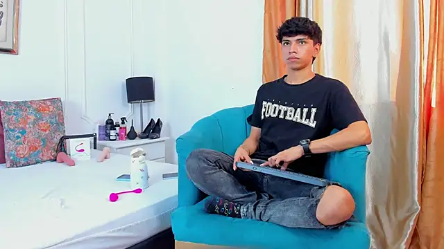 Snapshot of Santy_carrington chatting on 01.13.25 Santy carrington online show from 01.13.25