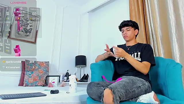 Snapshot of Santy_carrington chatting on 01.14.25 Santy carrington online show from 01.14.25