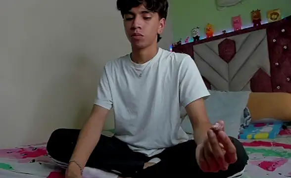 Snapshot of Santy_carrington chatting on 11.29.25 Santy carrington online show from 11.29.25