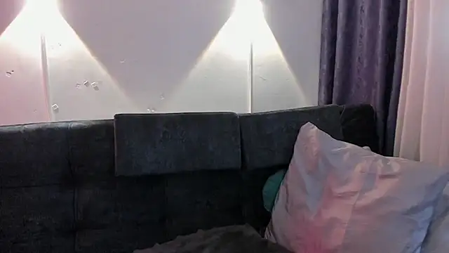 April Evans26 online show from 12.04.24